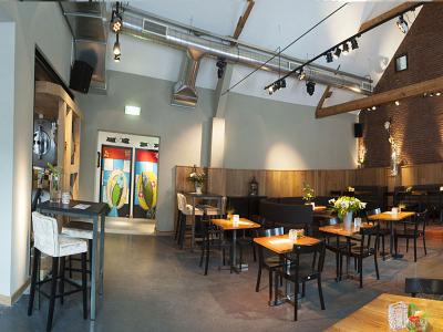 Een horecapand in Deurne is verbouwd tot Grand Café.