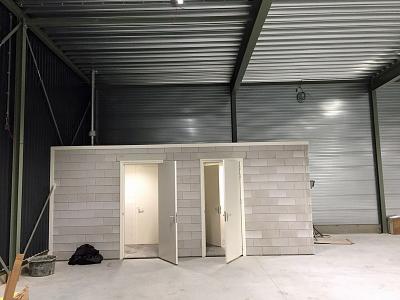 Wij verzorgen de complete installatie voor een nieuwe productiehal van 1600 m².