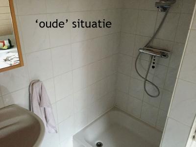 De oude badkamer.