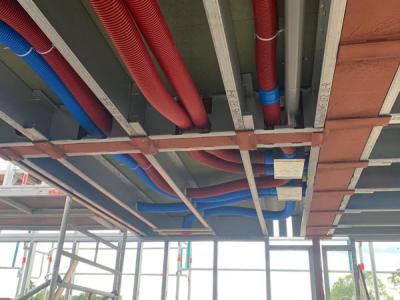 De demowoning wordt gebouwd als staalframewoning, het ventilatiesysteem kan keurig weggewerkt worden